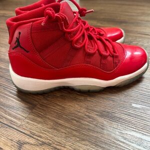 Jordan Red Sneakers High-Top Basketball